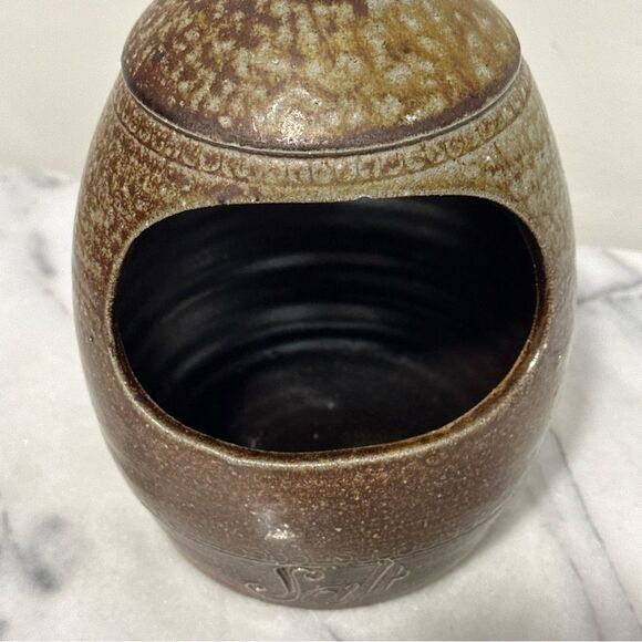 Bendigo Salt Cellar hand made Australian pottery embossed SALT marked PD - Picture 8 of 16